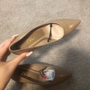 Zara shoes. Very elegant looking.💗💗💗